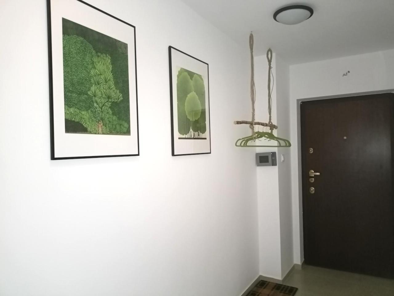 Lemuria Pokoje Hostel Chojnowska A レグニツァ エクステリア 写真
